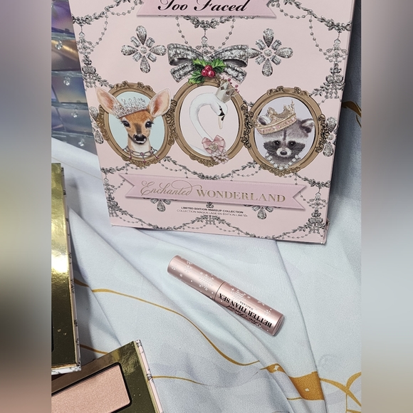 TOO FACED 3 Pallet Enchanted Wonderland Gift Set With Mascara New - Picture 3 of 14